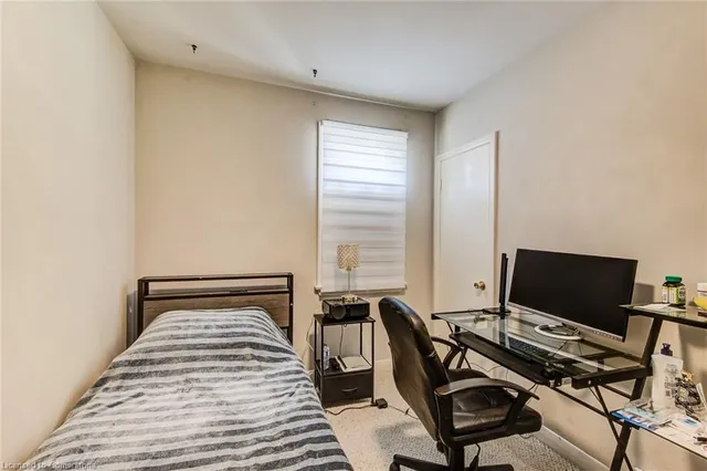 Additional image 20 of 61 Ethel St