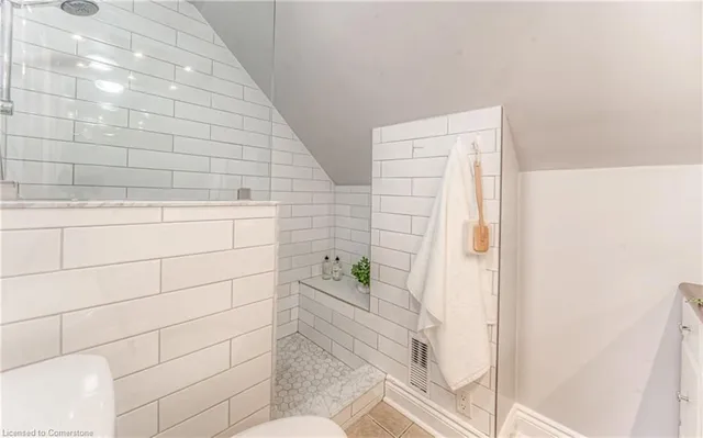 Additional image 31 of 48 Ellis Ave