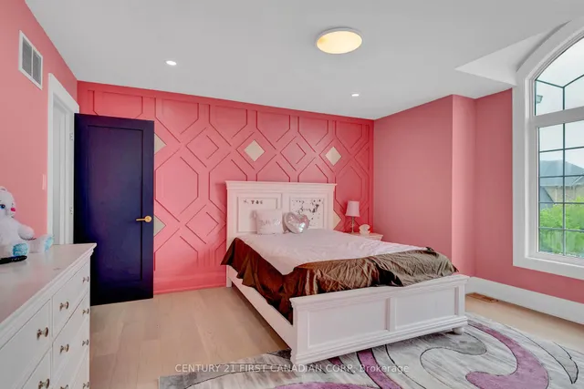 Additional image 28 of 4 Freshspring Dr