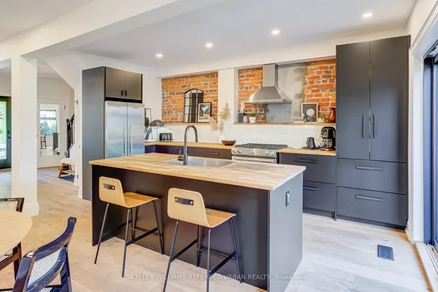 Additional image 10 of 133 Essex St