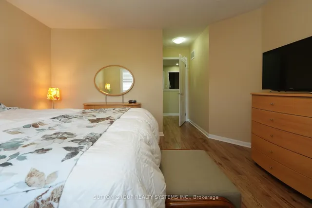 Additional image 20 of 35 Bleasdale Ave