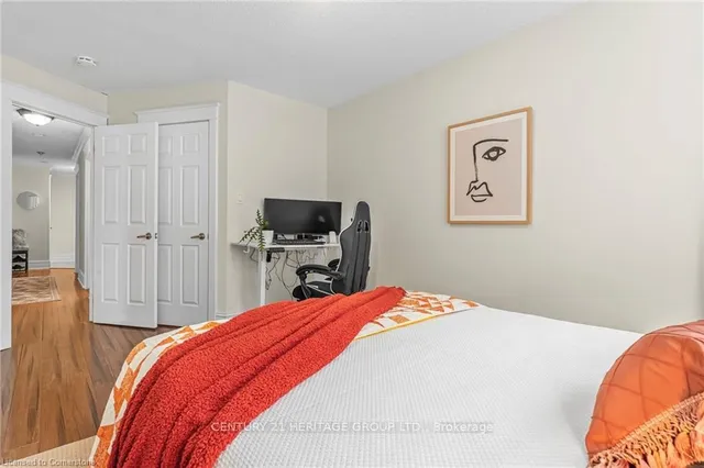 Additional image 27 of 67 Caroline St Unit 102