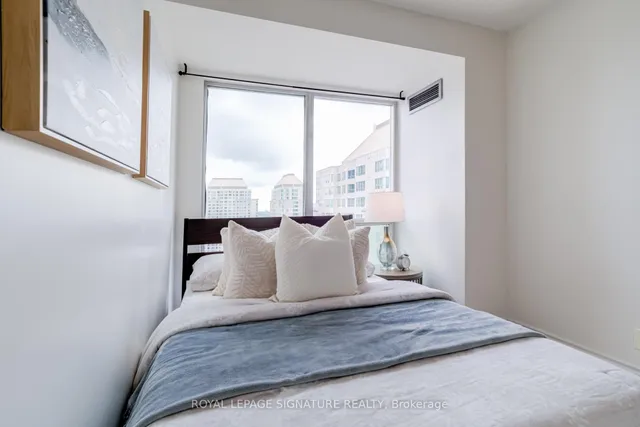 Additional image 24 of 18 Lee Centre Dr Unit 2203