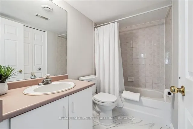 Additional image 11 of 4140 Foxwood Dr Unit 1102