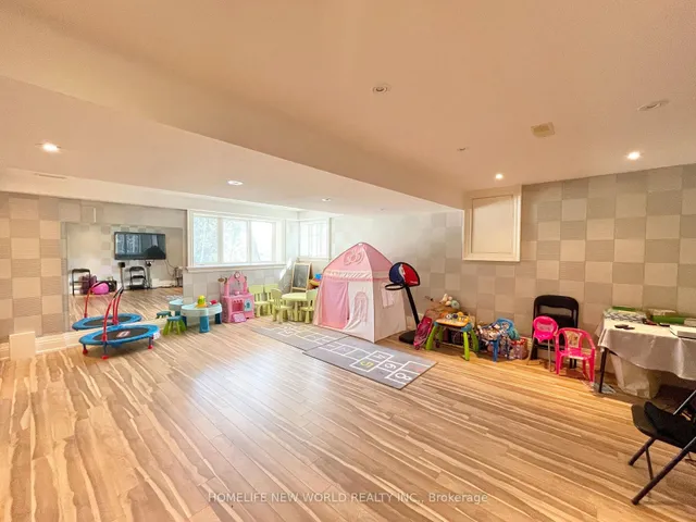 Additional image 42 of 94 Inglewood Dr