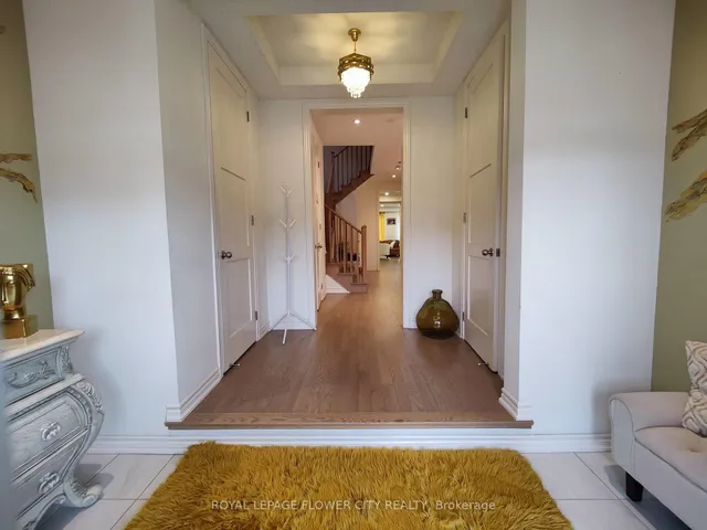 Additional image 3 of 360 Valleyway Dr