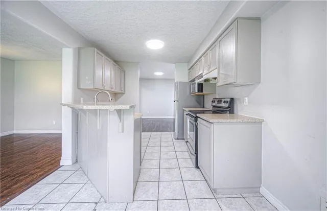 Additional image 14 of 359 Hidden Creek Dr