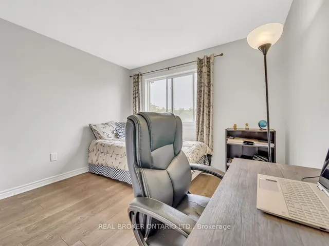 Additional image 21 of 1050 Falgarwood Dr Unit 128