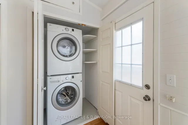 Additional image 26 of 256 Mortimer Ave