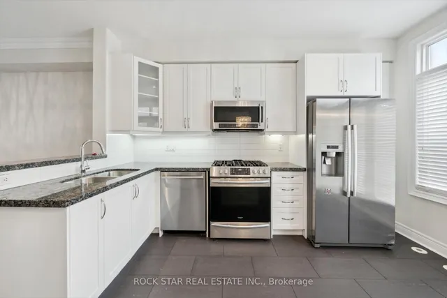 Additional image 13 of 819C Oxford St