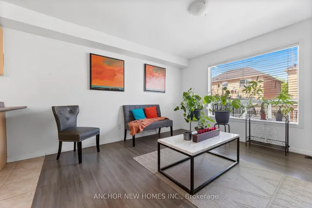 Additional image 20 of 29 Levida St