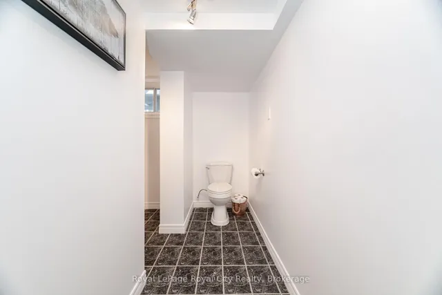 Additional image 35 of 61 Lawfield Dr