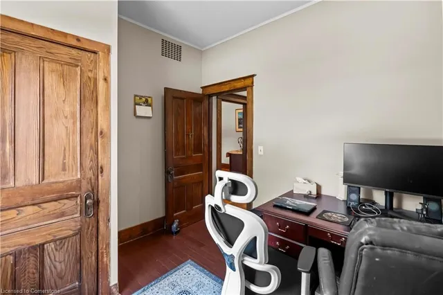 Additional image 36 of 973 Garden Lane