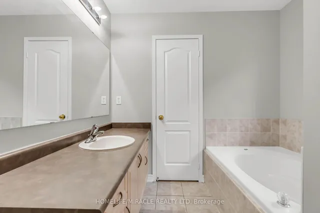 Additional image 17 of 14 Olivett Lane