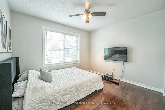 Additional image 30 of 879 Etherington Way