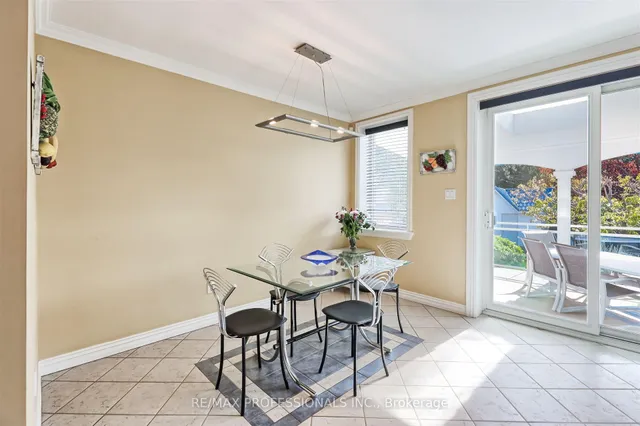 Additional image 24 of 18 Northglen Ave