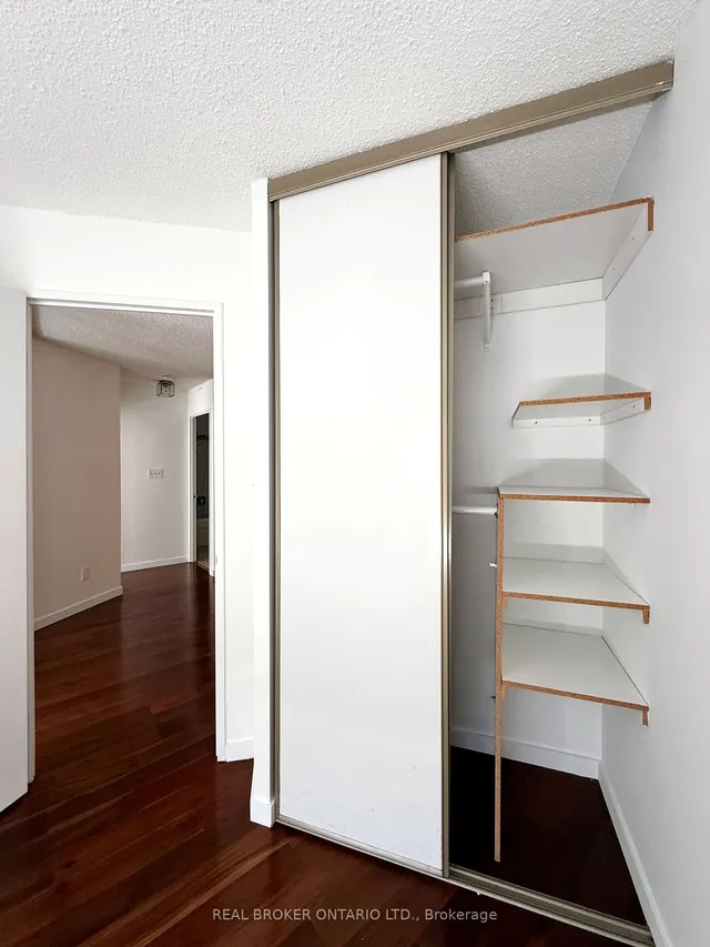 Additional image 18 of 20 Southport St Unit 608