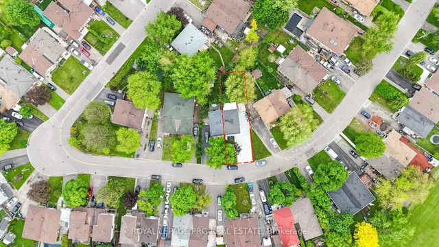 Additional image 35 of 33 Glenmore Cres