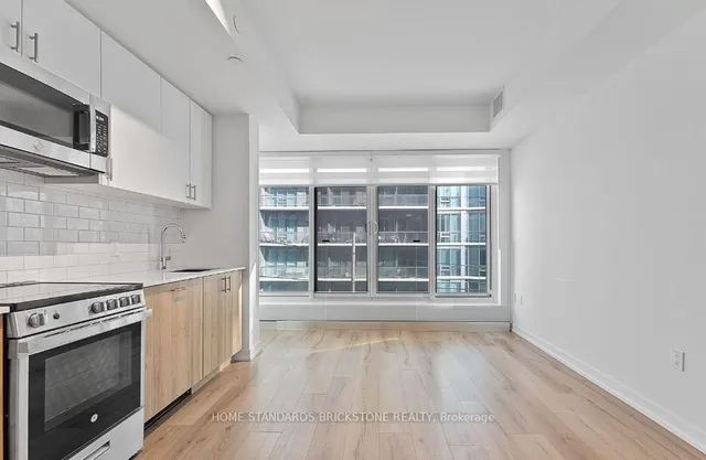 Additional image 4 of 1195 The Queensway Unit 411