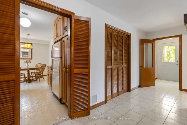 Additional image 16 of 720 Eversley Dr