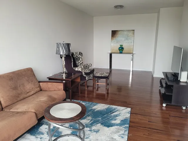 Additional image 8 of 11 Thorncliffe Pk Dr Unit 204