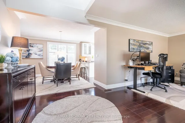 Additional image 6 of 388 Wilson Ave