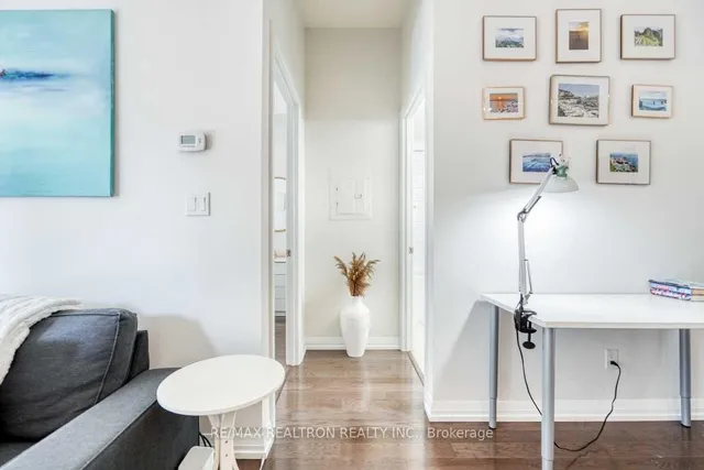 Additional image 19 of 460 Adelaide St Unit 951