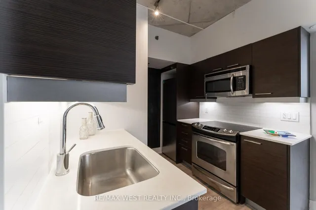 Additional image 16 of 90 Trinity St Unit 303