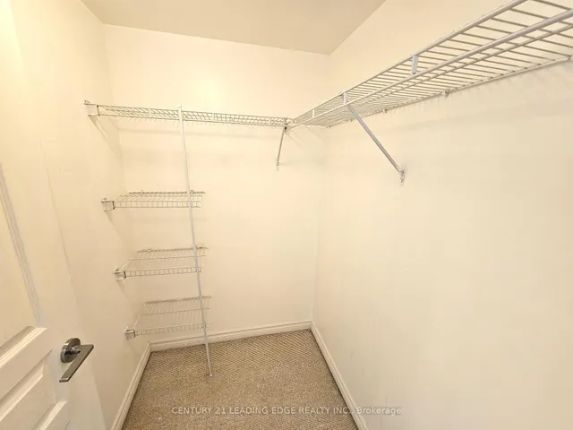Additional image 13 of 18 Yonge St Unit 2212