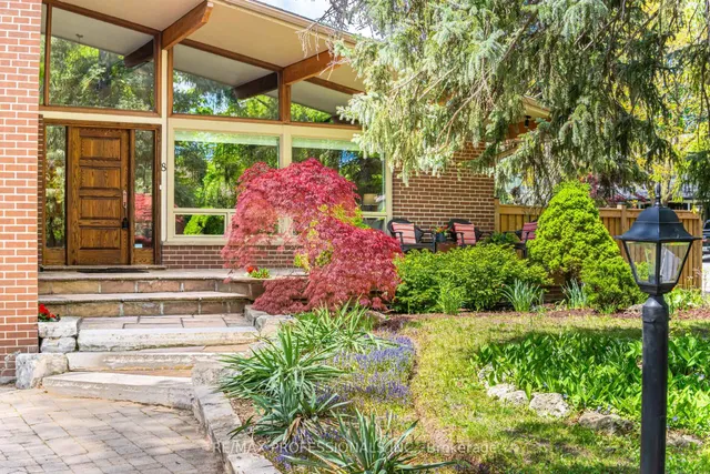 Additional image 3 of 8 Silverthorne Bush Dr