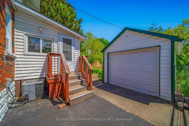 Additional image 5 of 101 Houghton Ave