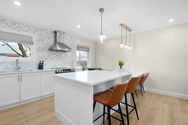 Additional image 6 of 20 Camille Crt