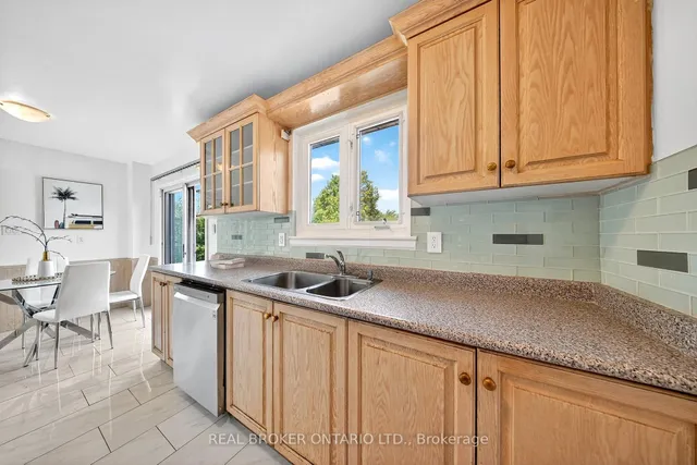 Additional image 12 of 34 Greenbriar Rd