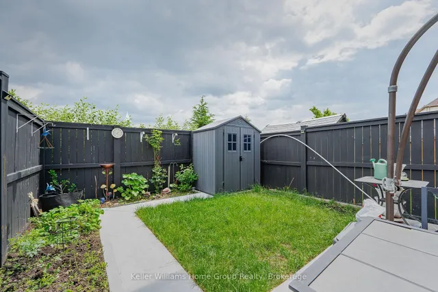 Additional image 22 of 37 Vanhorne Clse