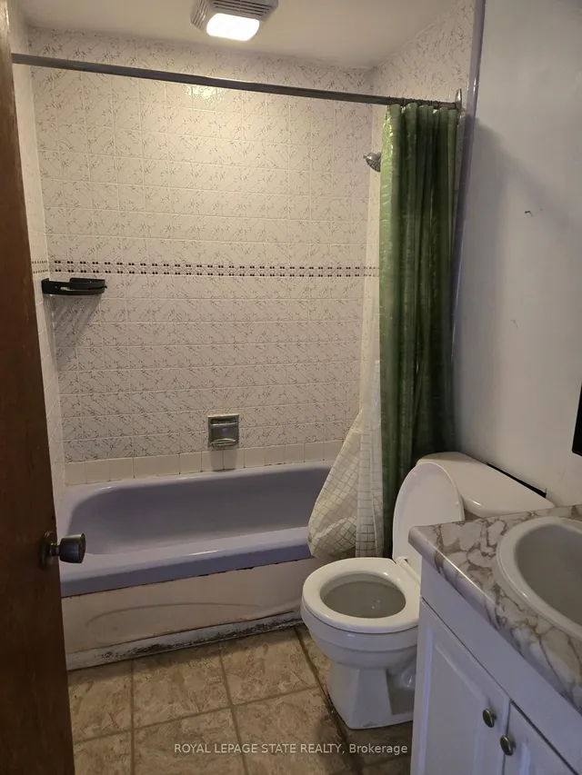 Additional image 10 of 153 Limeridge Rd Unit 4