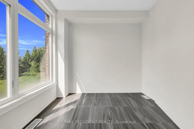 Additional image 24 of 34 Queenpost Dr