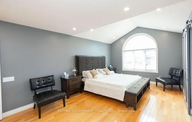 Additional image 30 of 177 Claudette Gate