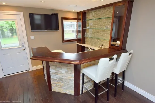 Additional image 23 of 626 Vanderburgh Dr