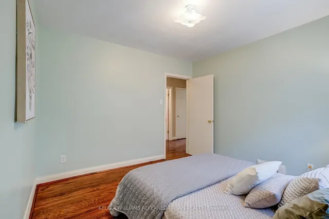 Additional image 18 of 3991 Bloor St