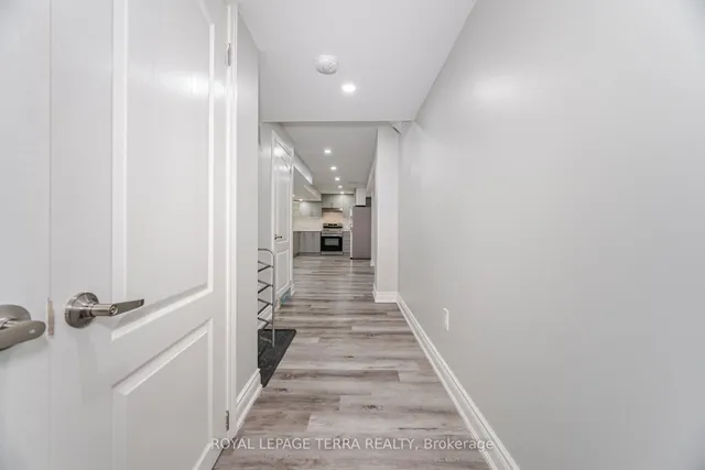 Additional image 39 of 47 Cobriza Cres