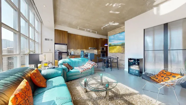 Additional image 11 of 23 Brant St Unit 712