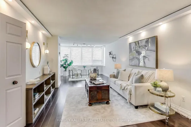 Additional image 8 of 55 Skymark Dr Unit 902