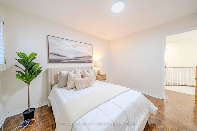 Additional image 27 of 45 Oak Knolls Cres