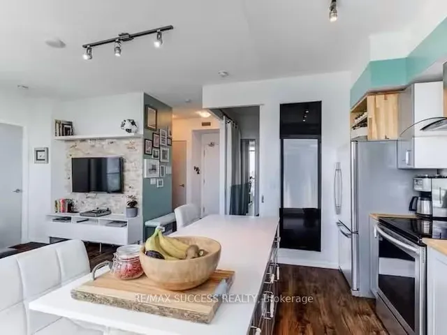 Additional image 8 of 215 Fort York Blvd Unit 3211