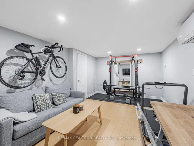 Additional image 28 of 2 Carol Wrenway