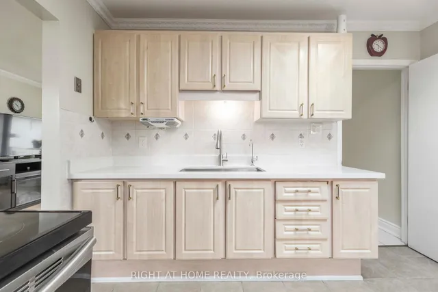 Additional image 12 of 16 Frith Rd