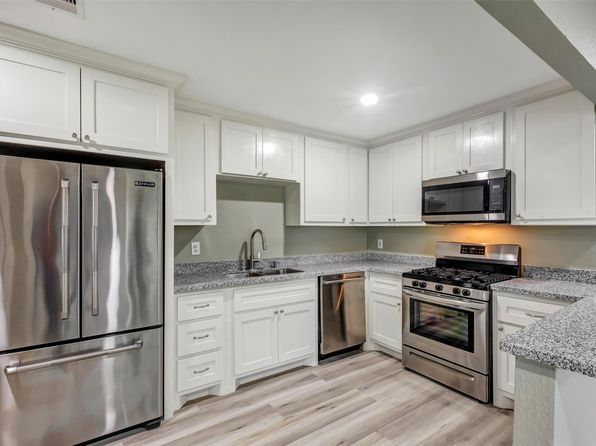 5955 Bellfort St, Houston, TX 77033