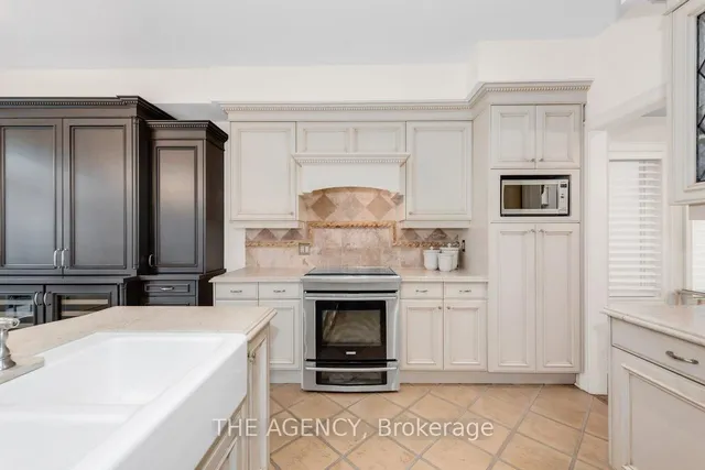 Additional image 16 of 313 Broadway Ave