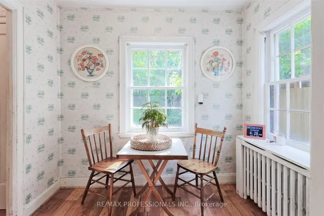 Additional image 18 of 262 South Kingsway