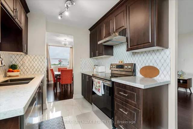 Additional image 11 of 3 Lisa St Unit 410